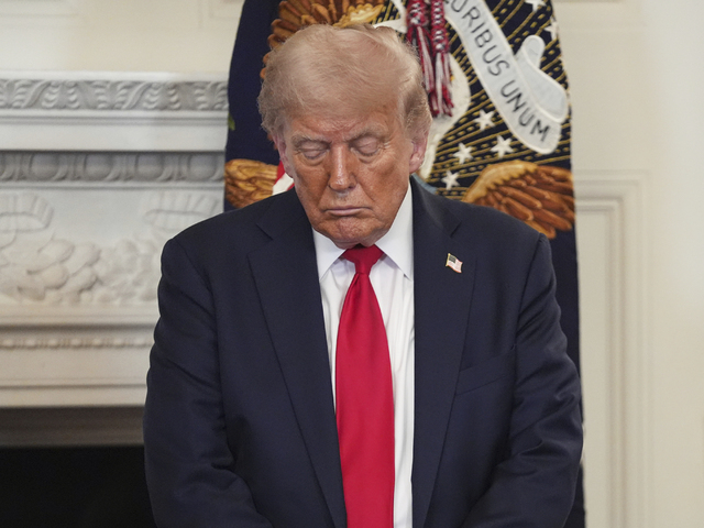 Trump je z Putina sklamaný, ale ešte s ním neskončil. Dohoda o mieri bola podľa neho už viackrát blízko