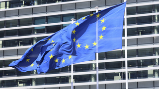 Najväčší rozpočet v histórii EÚ je na stole. Únia chce silu a obranu, súhlas členských štátov zatiaľ chýba