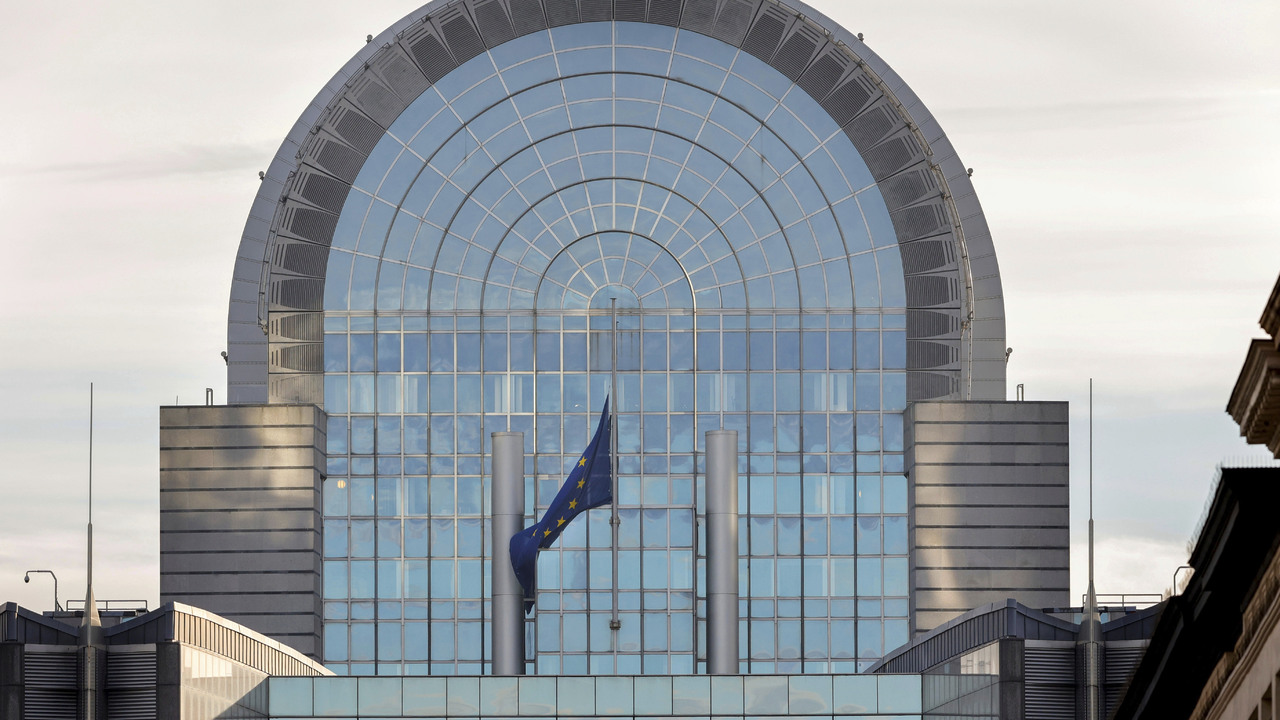 EU europska unia europarlament EÚ vlajka