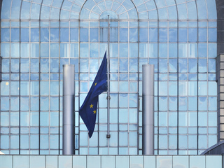 EU europska unia europarlament EÚ vlajka