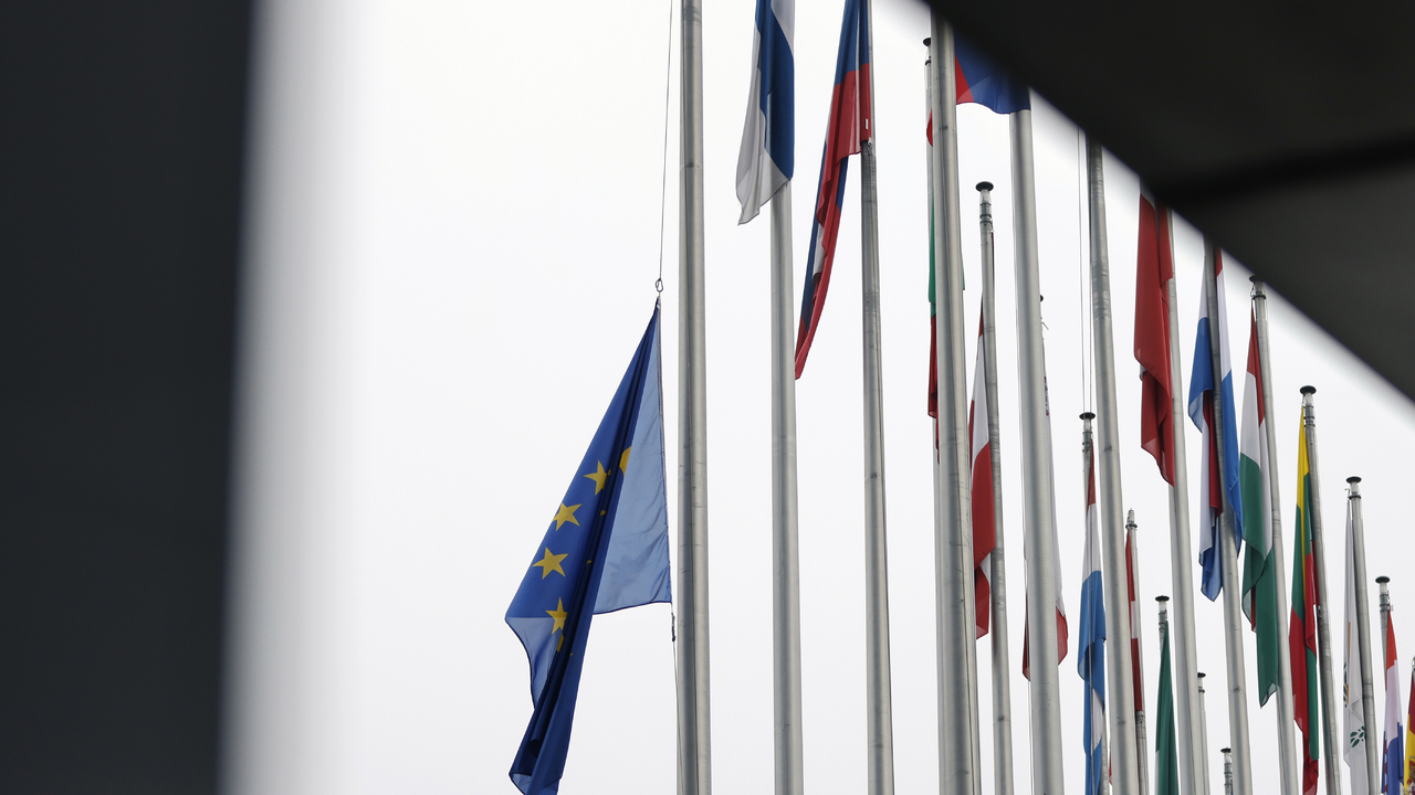 EU europska unia europarlament EÚ vlajka