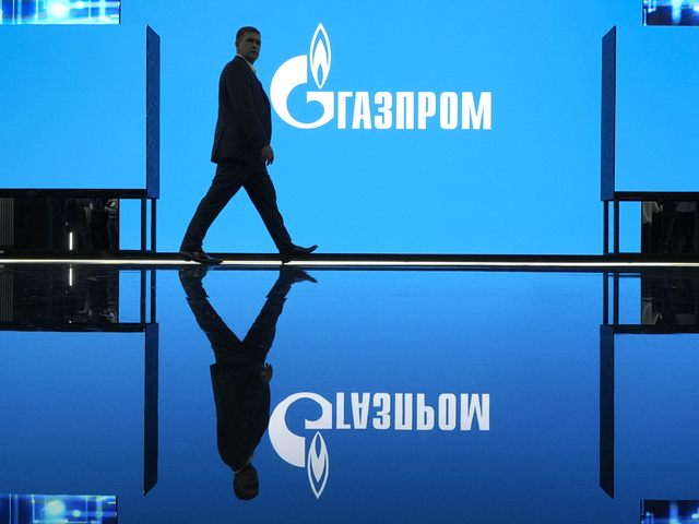 Ukrajinskí hackeri napadli Gazprom, zničili kľúčové systémy. Klávesnice vymeňte za kladivá a páčidlá, odkázali Rusom
