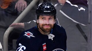 NHL: Blake Wheeler oznámil ukončenie kariéry. Zlomové bolo vážne zranenie členka a lýtka