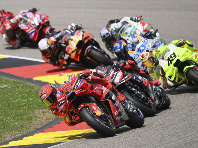 Šou jedného muža v kráľovskej triede MotoGP pokračuje. Márquez triumfoval v seriáli MS aj na Veľkej cene Česka