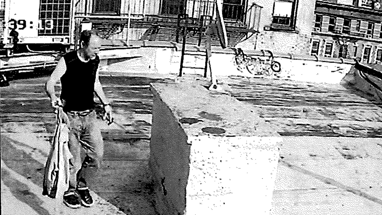 Muž AI New York bomby