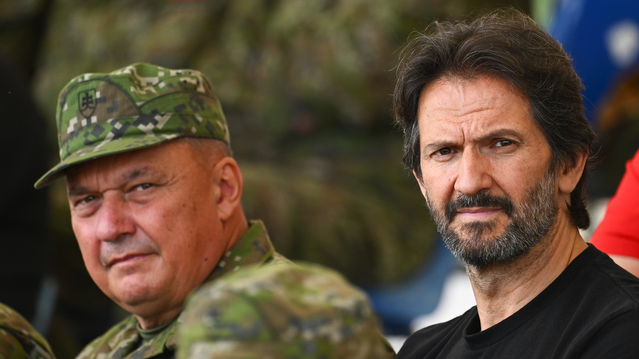 Kaliňáka rozčúlilo tvrdenie, že darovaním stíhačiek MiG-29 nevznikla škoda. Za oneskorenie techniky môže shutdown