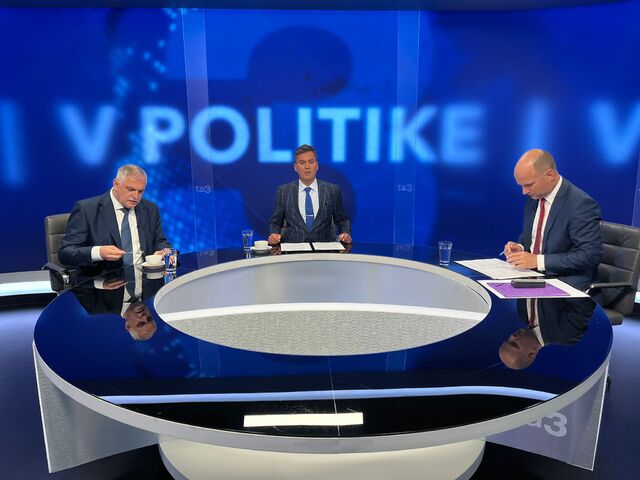 Pročkov syn a Pellegriniho sestra / Voľby, politika a sociálne siete / Návrhy SNS idú proti Hlasu / Prieskum: tretina Slovákov je proruská