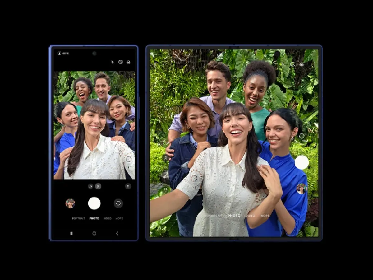 Fotoaparát Galaxy Z Fold 7. 