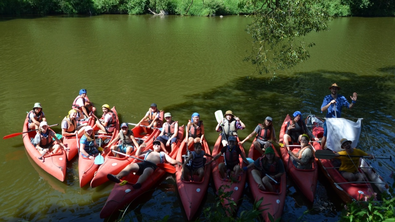 detský tábor kajak deti rieka