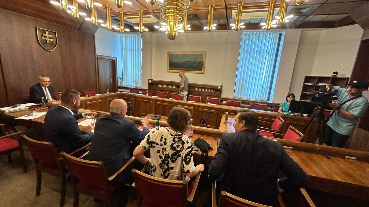 Ústavnoprávny výbor NR SR