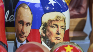 O osobné stretnutie s Trumpom požiadal Putin, tvrdí Biely dom. Prezident USA bude skôr len „načúvať“