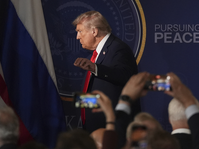 Trump zvažuje podporiť Putinov plán. Rusko by získalo celý Donbas, Kyjev to však odmieta