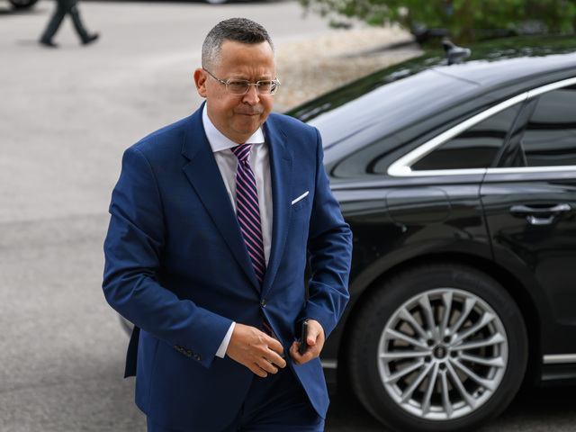 Vláda hľadá miliardy na ozdravenie rozpočtu. Koalícia sa však zatiaľ nevie zhodnúť ani na základných opatreniach