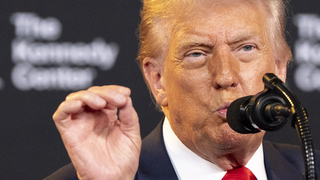 Trump naznačil, že sa nezúčastní na samite Putina so Zelenským. Tvrdí, že dvojica by sa mala stretnúť bez neho