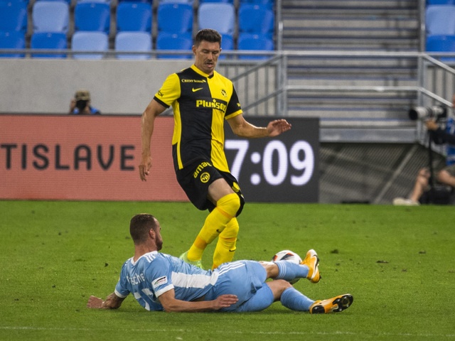 Slovan a Young Boys otvoria play off Európskej ligy. História hrá v prospech Švajčiarov, ale belasí chcú prekvapiť