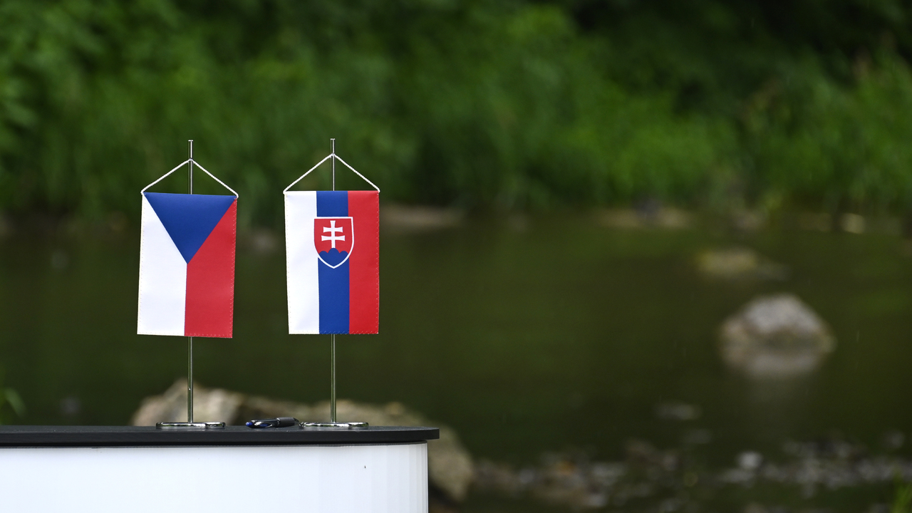 Česko a Slovensko vlajky