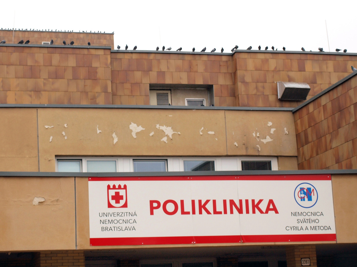 Nemocnica svätého Cyrila a Metoda na Antolskej ulici antolska poliklinika