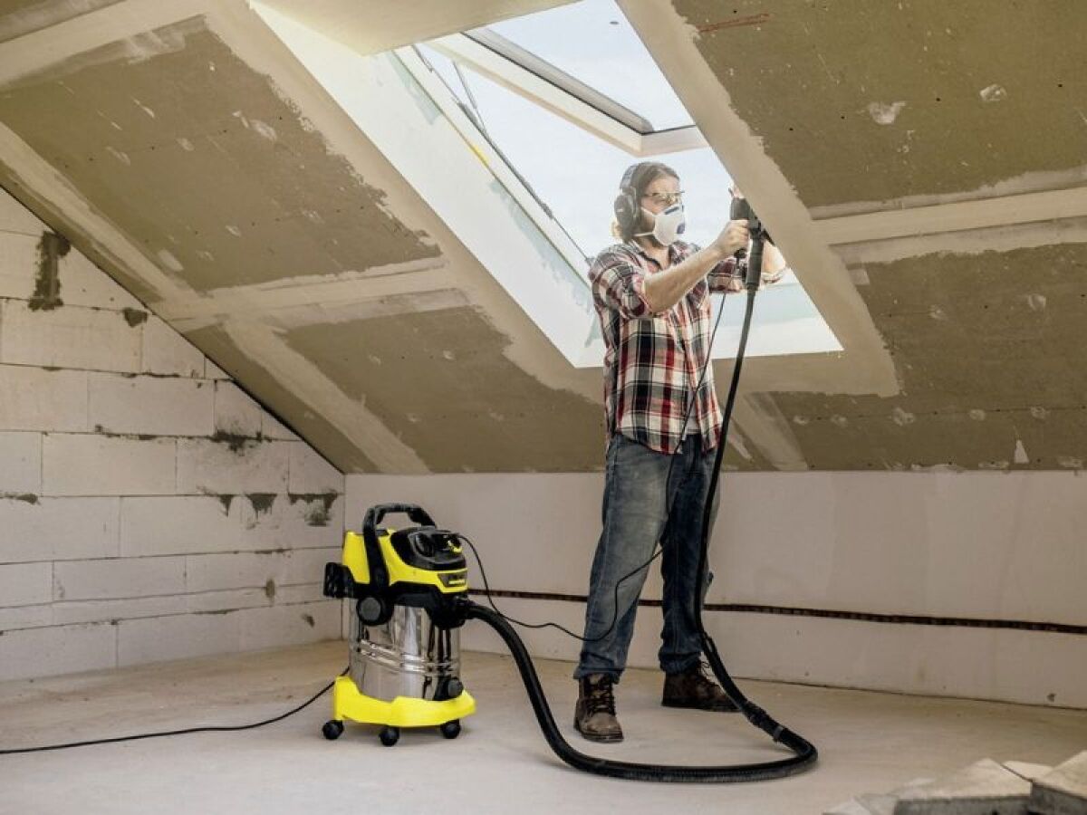 Viacúčelový vysávač Kärcher.