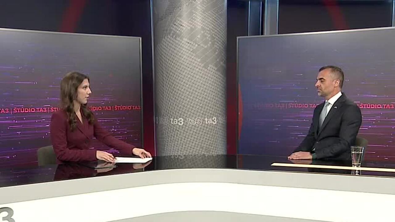 STUDIO-TA3-VELVYSLANEC-15-00