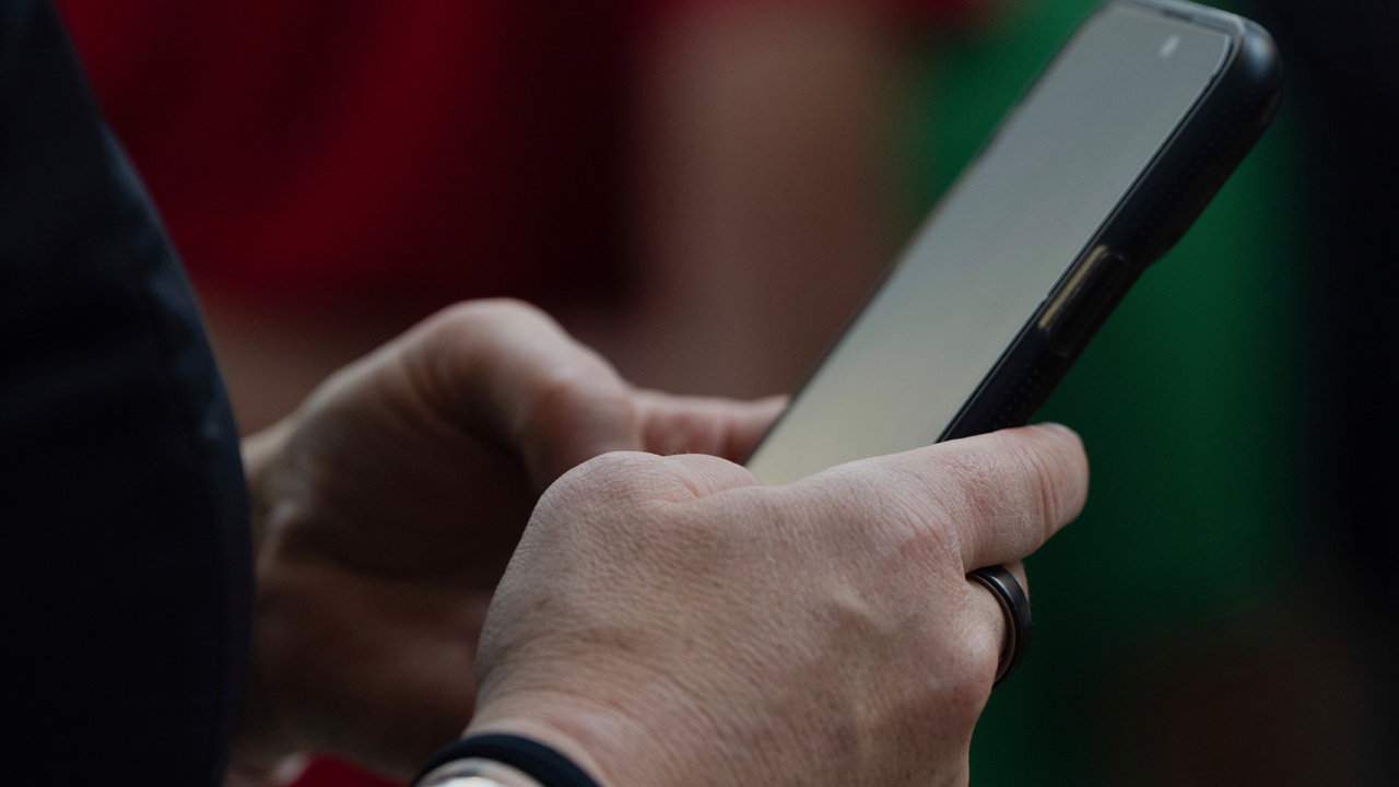 mobil telefon volanie mobilny