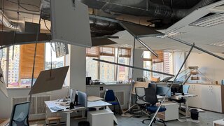 Ruské útoky poškodili aj budovu misie EÚ v Kyjeve. Costa je zhrozený, Sybiha hovorí o porušení dohovoru