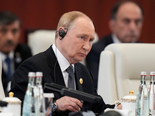 Dialóg po dlhom tichu? Francúzsko víta Putinovu ochotu rokovať s Macronom