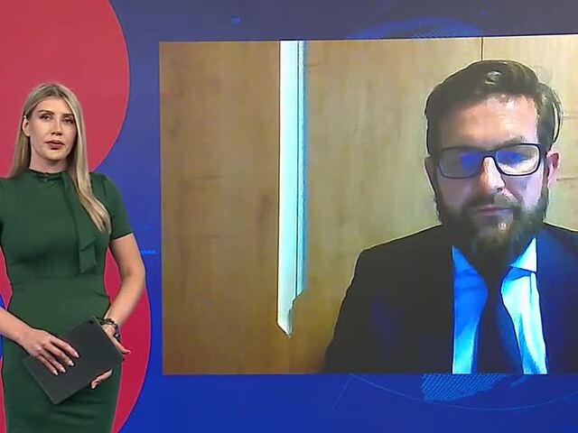 Politológ Lenč ku kauze analýzy SAV: Pellegrini si nedupne buď preto, že nechce, alebo nemôže