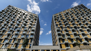 Bratislava má nový architektonický šperk. Do luxusnej stavby sa sťahujú aj známe tváre šoubiznisu