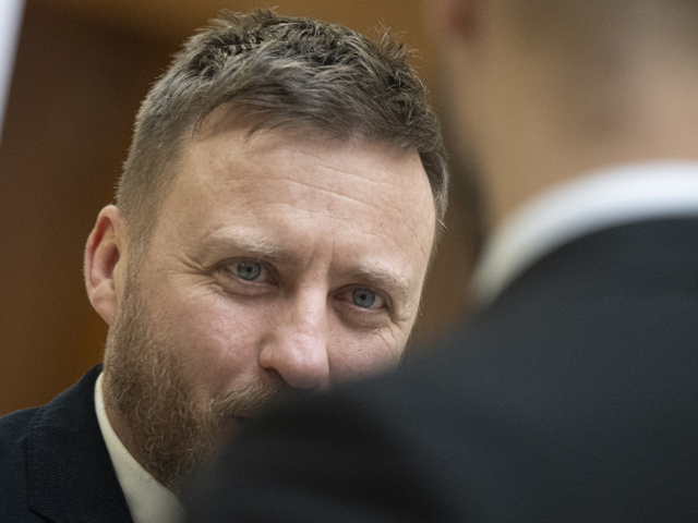 Kotlár priznal, že je hrozbou pre koalíciu. Zvažuje odchod, do budúcna ho láka post ministra zdravotníctva