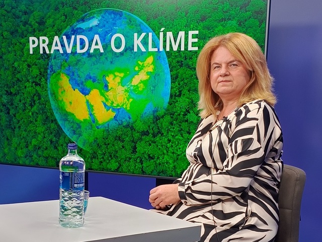 Čierne oči Predajnej. Gudrónové jamy sú nočnou morou obce. Ako sa ich zbavia a kedy?