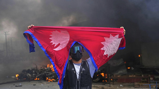 demonštrant v nepále.jpg