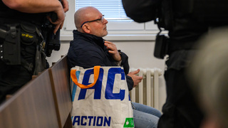 Proces s údajným bosom sýkorovcov Lališom sa začne odznova. Kýbel čelí obžalobe za mafiánske vraždy z 90. rokov