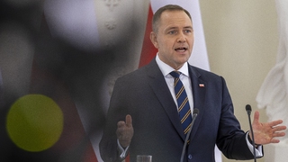 Poľsko je s Ruskom v hybridnej vojne, vyhlásil Nawrocki. Varoval pred šíriacimi sa dezinformáciami 