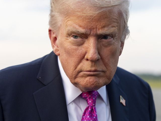 Slobodná tlač je v USA pod tlakom. Trumpova administratíva skracuje víza, zahraniční novinári hovoria o nočnej more