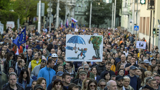 Opozícia vyzýva do ulíc. V 16 mestách sa bude protestovať voči zdražovaniu a „Ficovej chudobe“