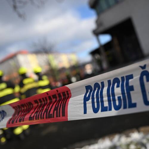 ceska policia policie ceski policajti zachranari hasici