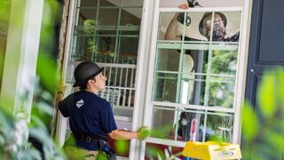 Stopka pre odvody malých živnostníkov. Štát odpustí platby ľuďom, ktorí ročne zarobia menej ako 2 900 eur