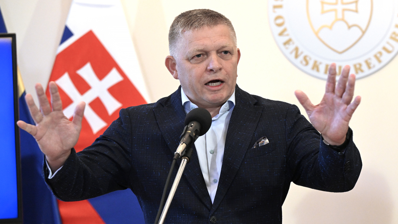 Nekonala som z pomsty, tvrdí riaditeľka školy v Poprade. Po nápisoch proti Ficovi vysvetlila zásah polície