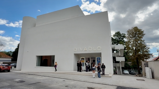 LED_Divadlo Poprad.jpeg