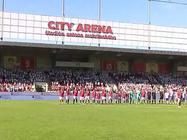 Hviezdy Slovenska a Česka hrali v Trnave pre deti. Podujatie podporili aj Alan Murin a Tina