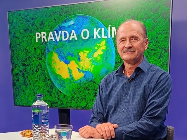 Lastovičky v októbri? Návraty z tepla už nie sú ako predtým. Čo nám o klimatických zmenách prezrádzajú vtáky?