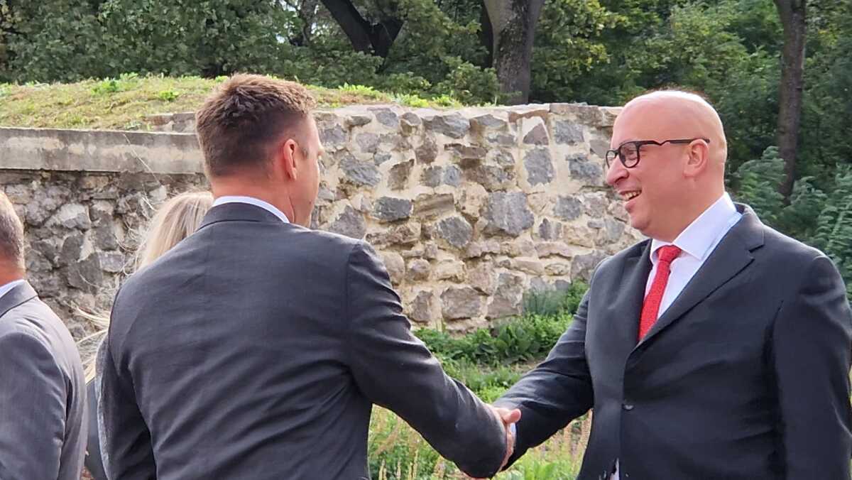 WhatsApp Image 2025-09-24 at 09.43.38.jpeg