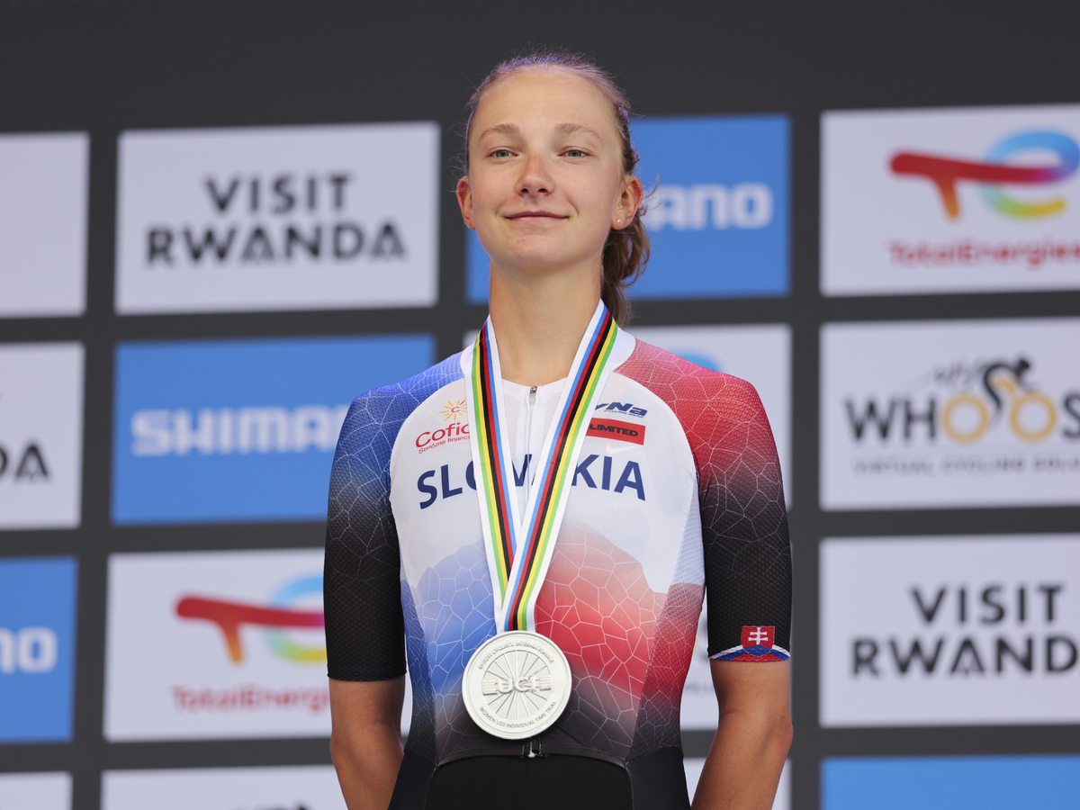 Viktória Chladoňová