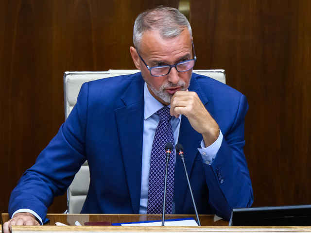 Zákon o lobingu sa po dlhých prípravách konečne posúva. V najbližšej dobe bude predstavený návrh, potvrdil Raši
