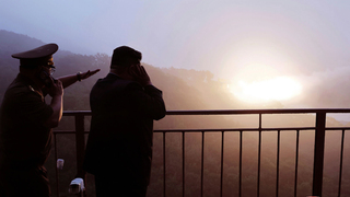 Severná Kórea testovanie zbraň strela Kim Čong Un