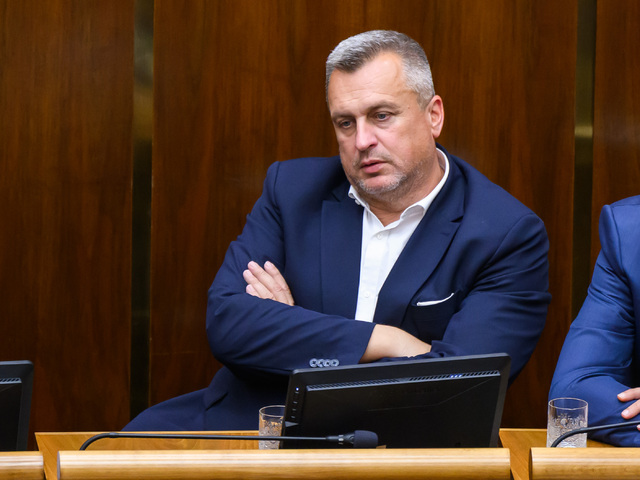Schvaľovanie rozpočtu môže byť komplikované. Danko obhajuje prilepšenia pre dôchodcov aj policajtov