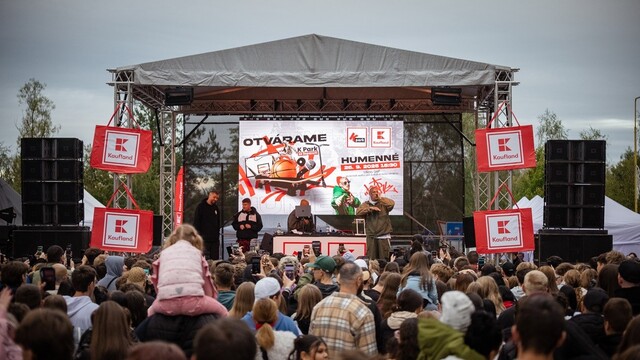 thumbnail_V Humennom vyrástol nový K Park, kde návštevníkov bavil aj Separ .jpg