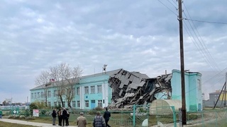 Zatiaľ čo Rusko financuje vojnu, školy sa rozpadajú. Deti často nemajú ani funkčné toalety, chodia do vedra