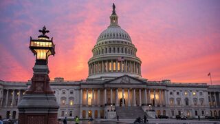 Demokrati ustúpili výmenou za prísľub. Americký Senát schválil návrh, ktorý otvára cestu k ukončeniu shutdownu