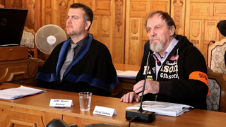 Prokuratúra žiada spravodlivý trest: Atentátom chcel zvrhnúť vládu. ta3 v živom vstupe zachytila odchod Cintulu